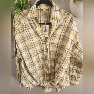 Easel Plaid Button-Down NWT